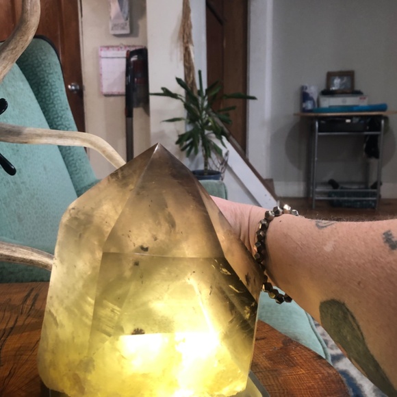 Phantom Smokey Quartz point 8 lbs+ 8 L